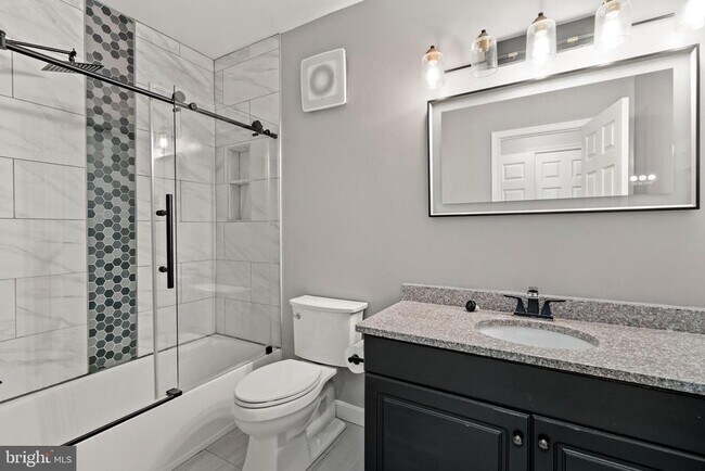 Building Photo - 1530 Northern Neck Dr