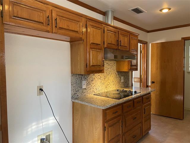 Building Photo - 6705 Sweetwater Dr