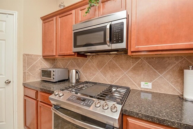 Building Photo - 3322 Aegean Dr