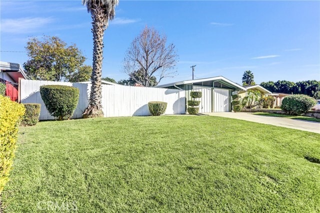 Building Photo - 1891 Wright St