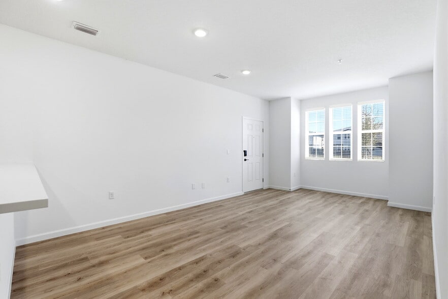 Floor Plan A - Venture Apartments