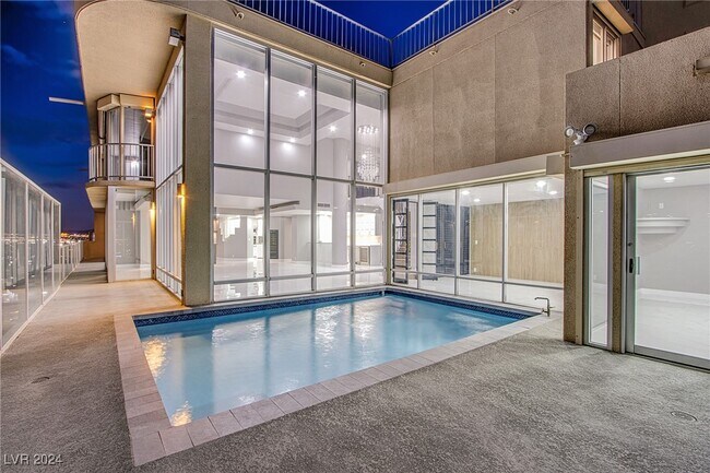 Building Photo - 3111 Bel Air Dr