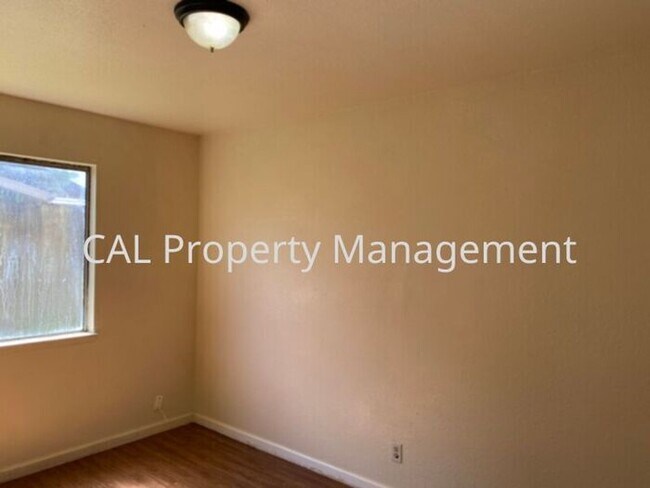 Building Photo - Cozy 1-Bedroom Apartment in the Heart of King City, CA