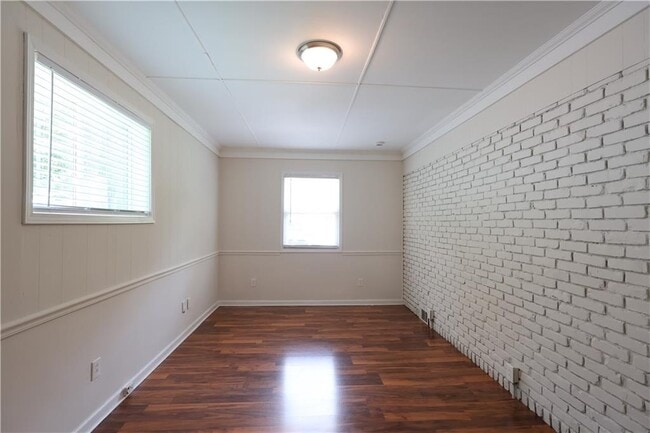 Building Photo - 2994 Judylyn Dr