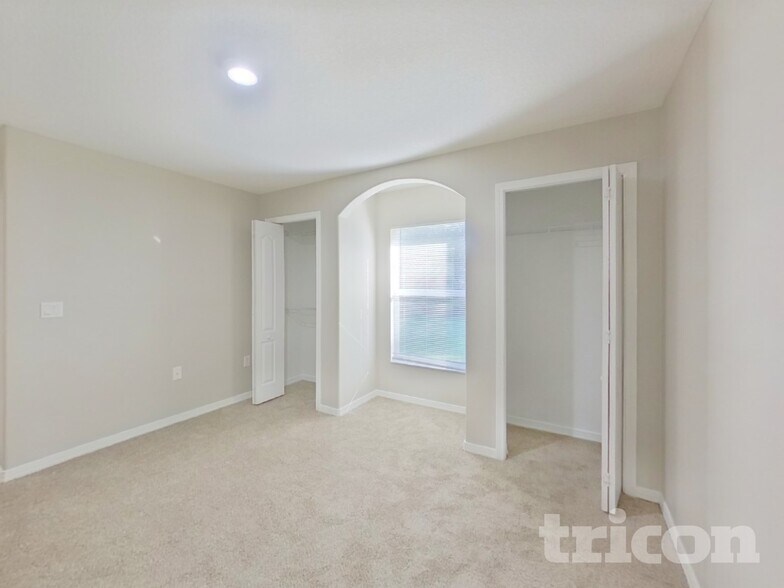 Building Photo - 1181 Creekview Ct