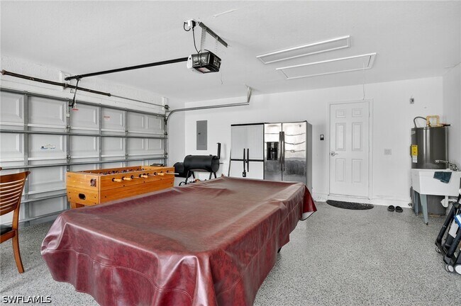 Building Photo - 850 29th St SW