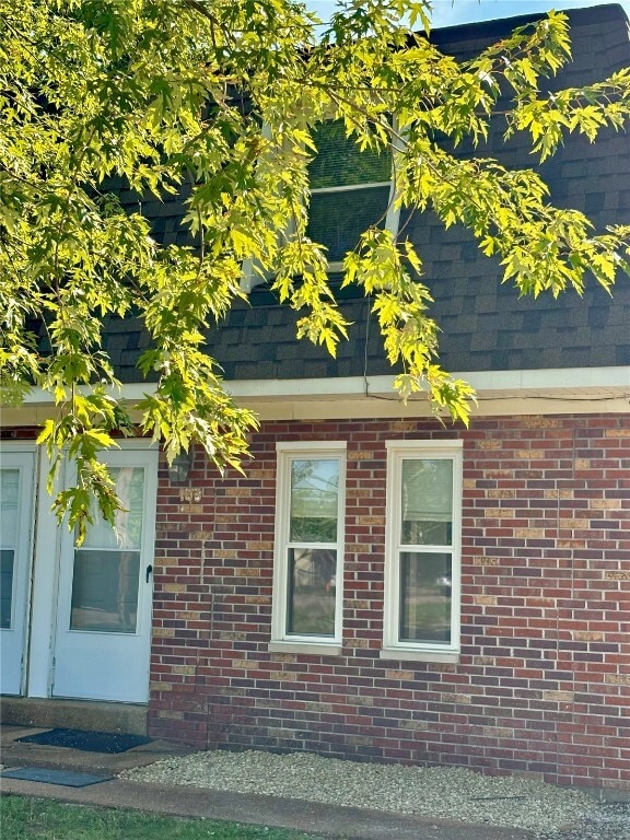 Building Photo - 103 Walnut St