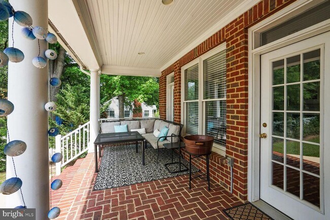 Building Photo - 5248 Clifton St