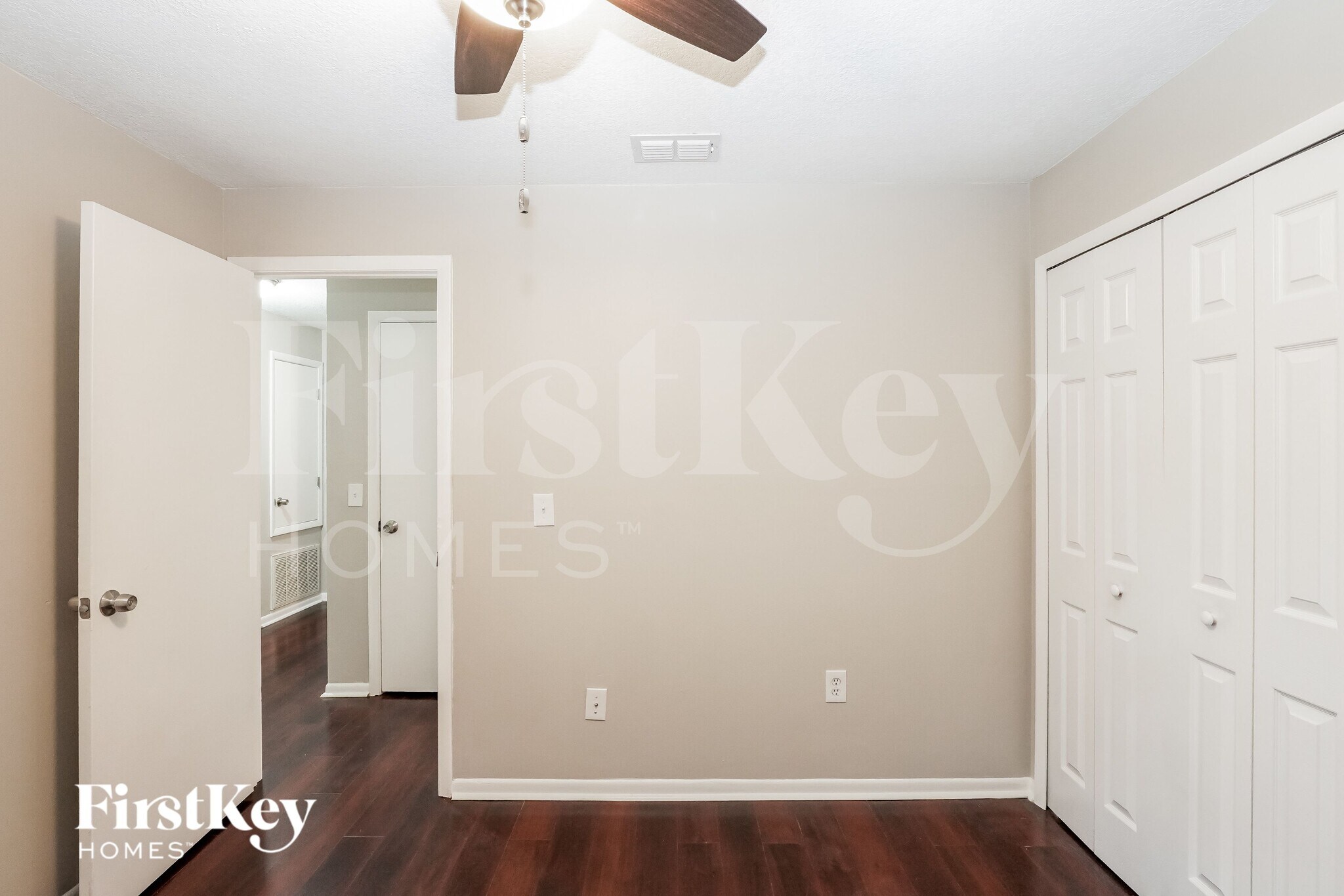 Building Photo - 10625 Wyndcliff Dr