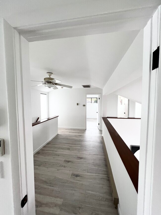 Building Photo - 15 Lantern Cir