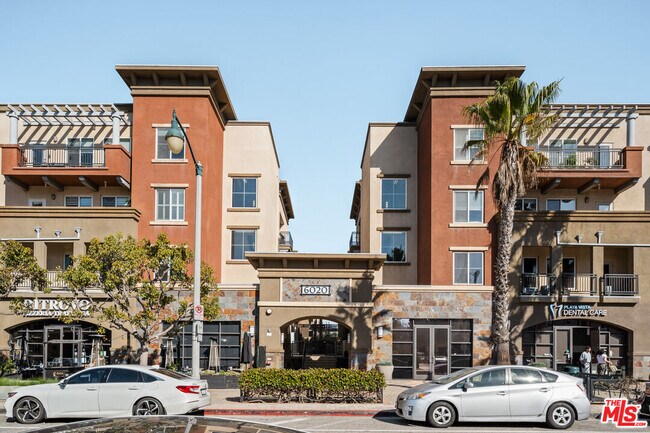 Building Photo - 6020 S Seabluff Dr