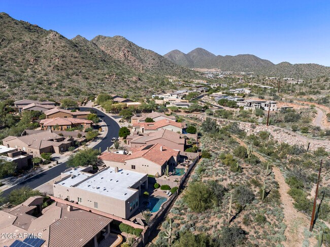 Building Photo - 13033 N 145th Way