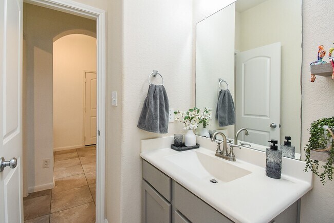 Building Photo - 12447 Girasole Ct