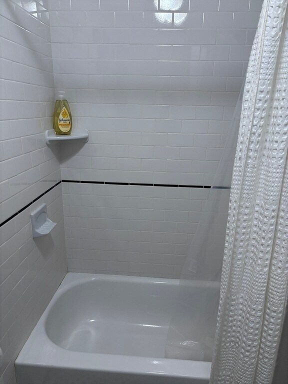 Building Photo - 100 Charles St