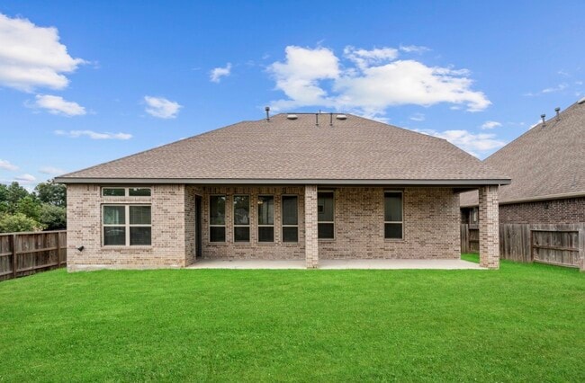 Building Photo - 23426 Yaupon Hills Dr