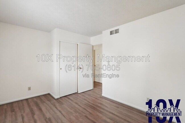 Building Photo - 6353 Brent Ct