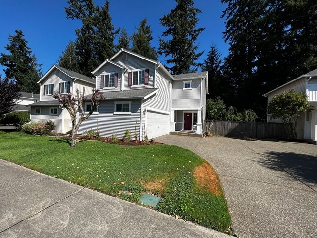 Building Photo - 3 Bedroom 2.5 Bath DuPont Home for Rent