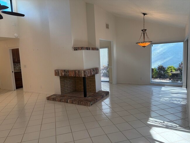 Building Photo - 21435 Campo Allegro Dr