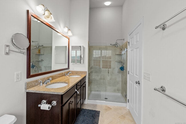 Building Photo - 164 Warrington Round