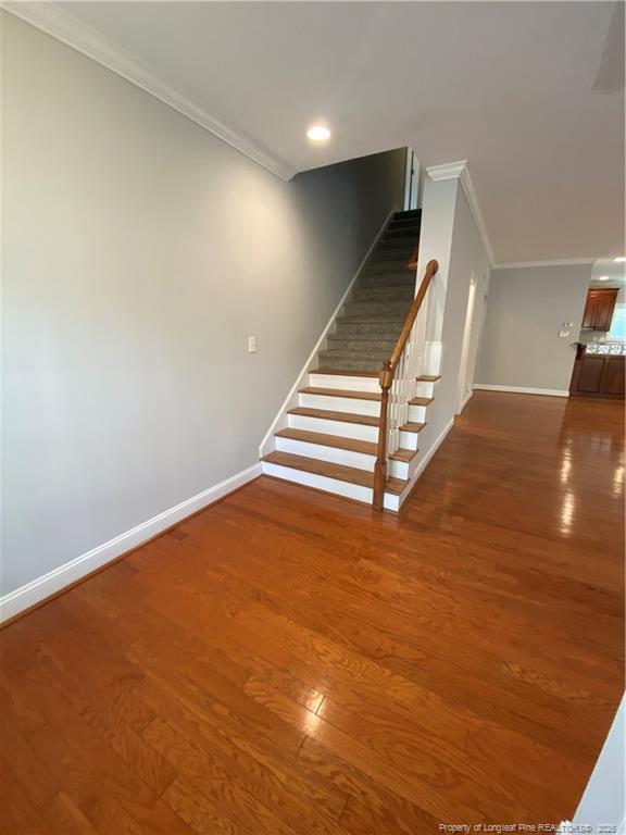 Building Photo - 320 Glenburney Dr