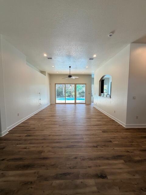 Building Photo - 1033 Napa Way