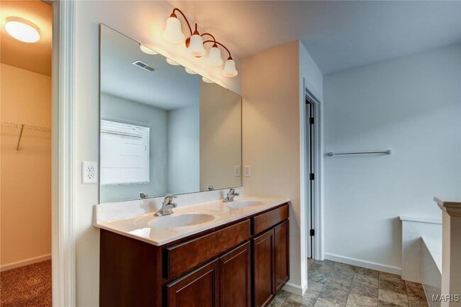 Building Photo - 13105 Tesson Springs Dr