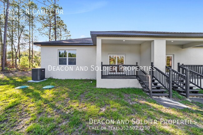 Building Photo - 9475 N Camel Dr