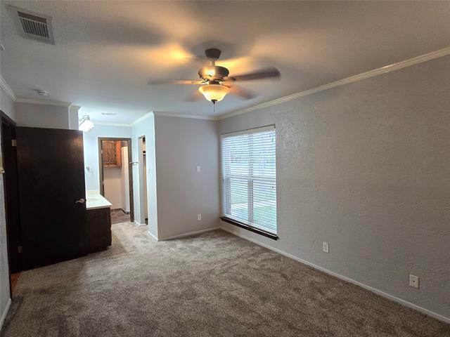 Building Photo - 2822 Oak Forest Dr