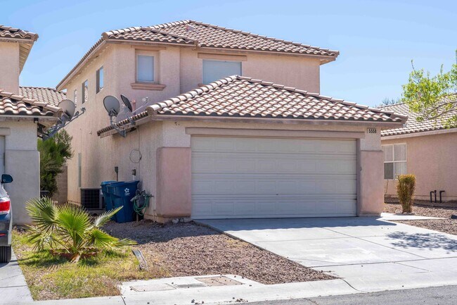 Building Photo - 5558 Rollins St