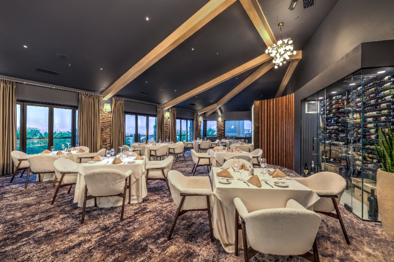 Building Photo - 549 Regents Gate Dr