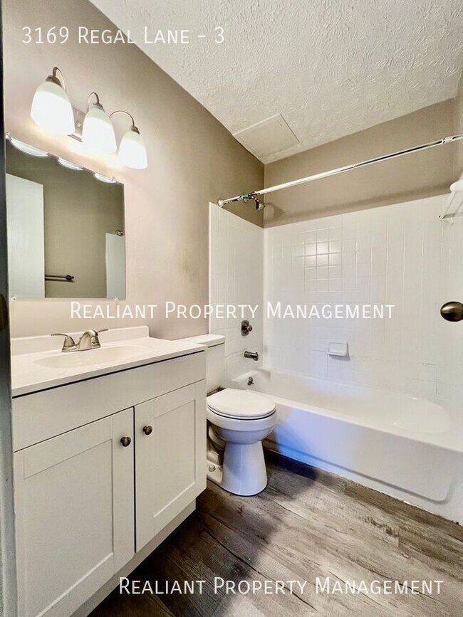 Building Photo - 3169 Regal Ln