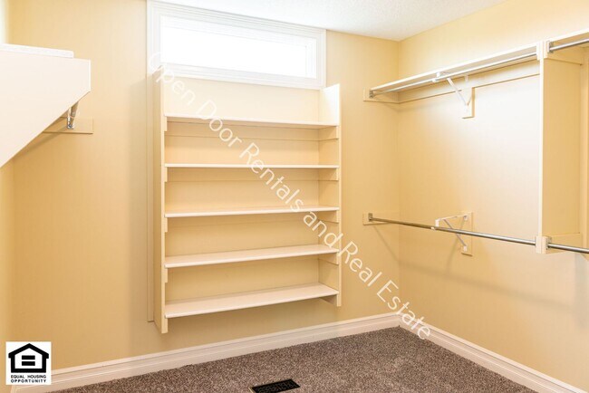 Building Photo - 13558 Paperbark Trail