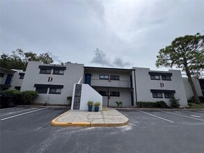 Building Photo - 1108 Bartow Rd