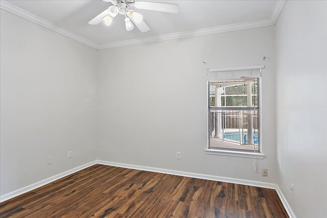 Building Photo - Beautiful Pool Home in highly desired Osprey Pointe!