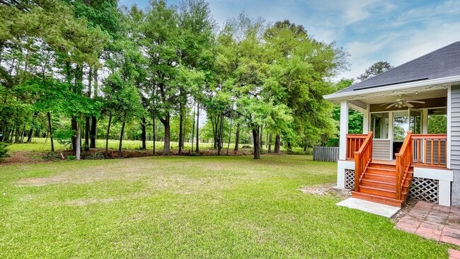 Building Photo - 4 Bedrooms, 2 Bathrooms in the Heart of Richmond Hill - Mulberry Subdivision