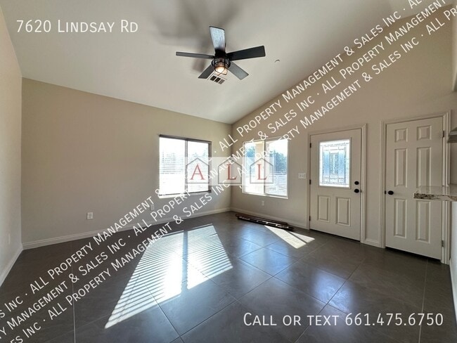 Building Photo - 7620 Lindsay Rd