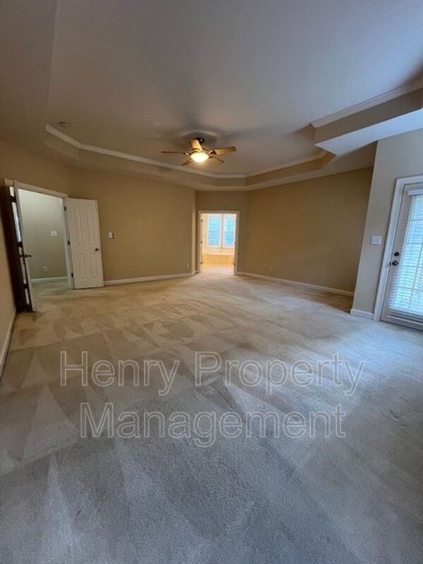 Building Photo - 1905 Old London Way