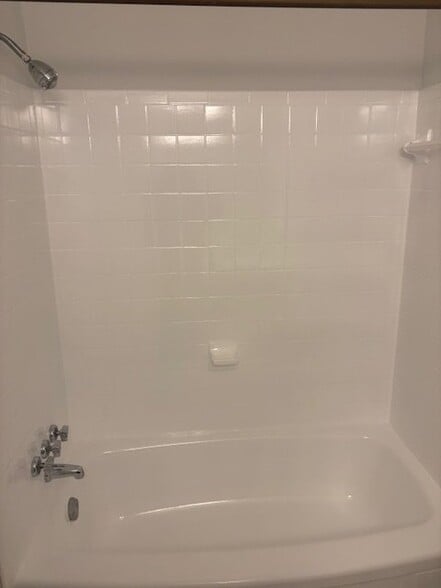 Building Photo - 812 Brook Hill Rd