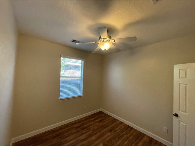 Building Photo - 2313 Cantabria Ln