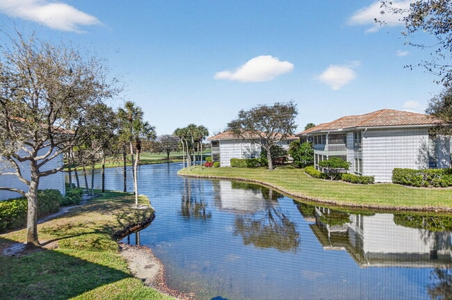 Building Photo - 19811 Boca W Dr