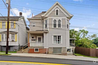 Building Photo - 509 S Main St