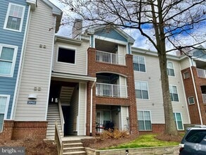 Building Photo - 20965 Timber Ridge Terrace