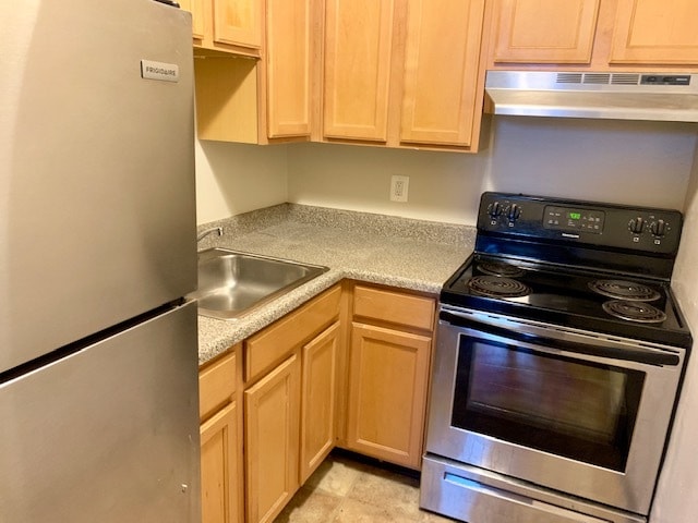 Building Photo - 3909 Pine St