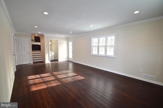 Building Photo - Beautiful Renovated Home in North Wilmington