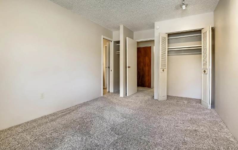 Building Photo - 3150 Iris Ave