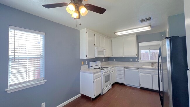 Building Photo - 3105 Silver Spur Way