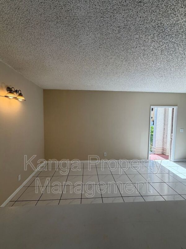 Building Photo - 11441 NW 35th St