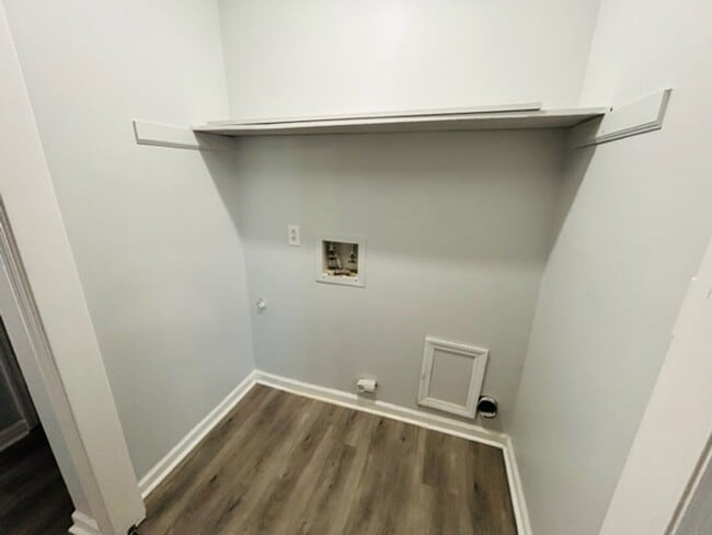 Building Photo - 4433 Torrance Dr NW