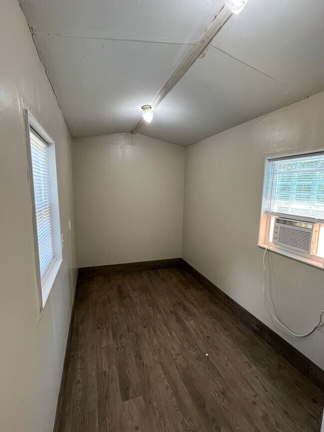 Building Photo - 2535 Marble St