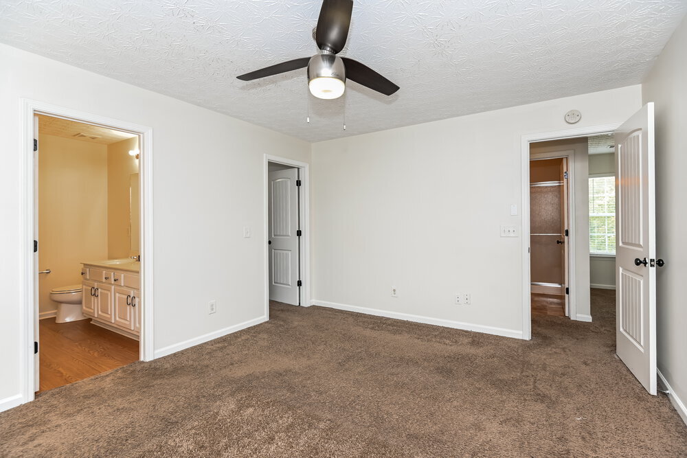 Building Photo - 120 Holly Mill Village Dr
